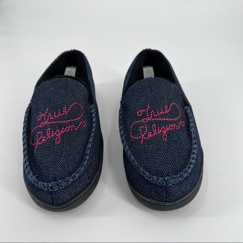 NWOT True Religion Slippers, Denim, Size small 7-8 spell out - Picture 2 of 10